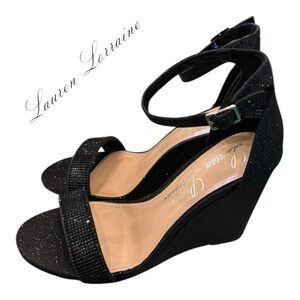 New Lauren Lorraine “Shimmer” Black Wedge Sandals 6.5